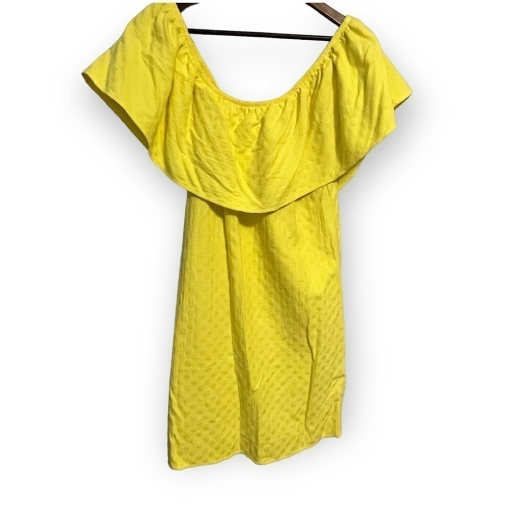Cupcakes and Cashmere Yellow Off the Shoulder Dress